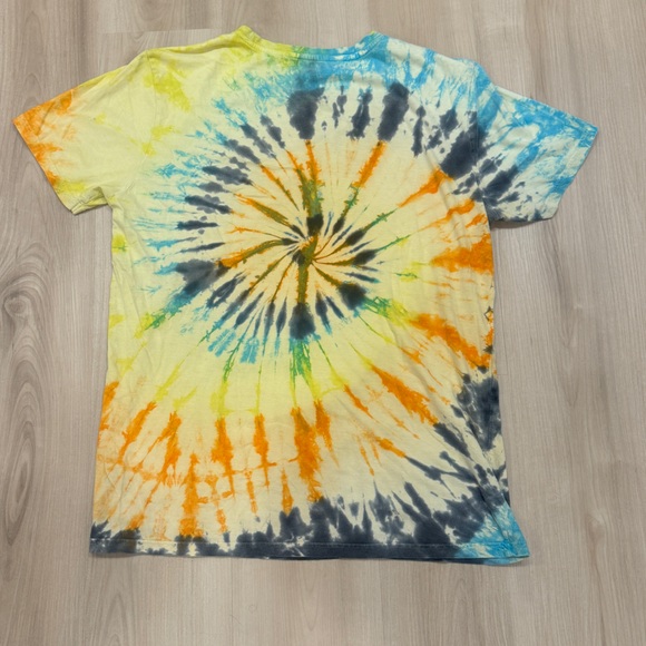 Men’s Bravado 2017 Large Red Hot Chilli Peppers Yellow Tie Dye shirt - Picture 7 of 7